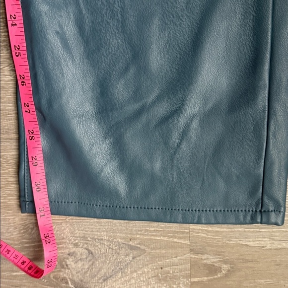 NEW Judy Blue high-waisted tummy control faux leather bootcut pants 32 - Picture 7 of 14